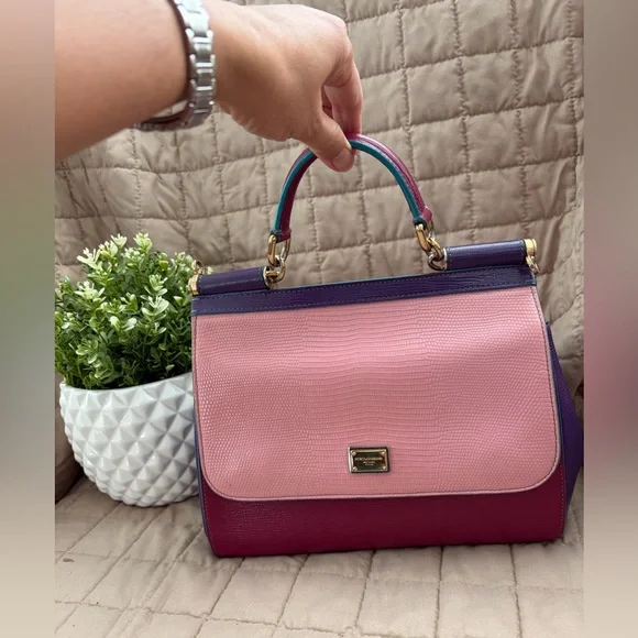 🩷Stunning Dolce and Gabbana Sicily bag🩷 - Picture 1 of 17